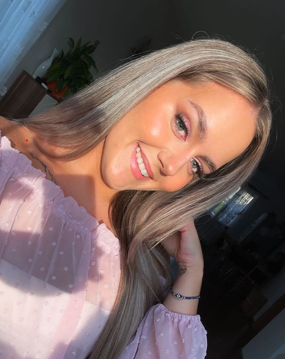 Laura Landragová, specialist social media și marketing digital pentru Beauty Manifesto